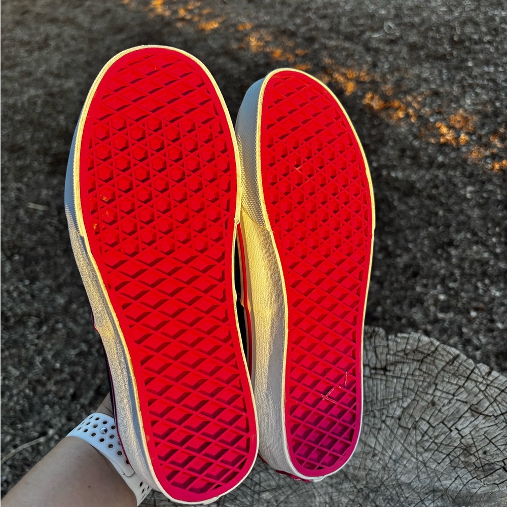 Vans - Picture 5 of 5